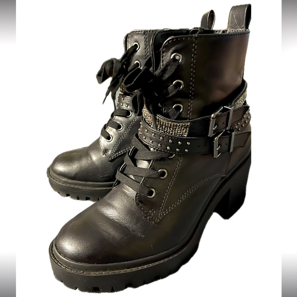 Black Boots w/ Heel and Buckles